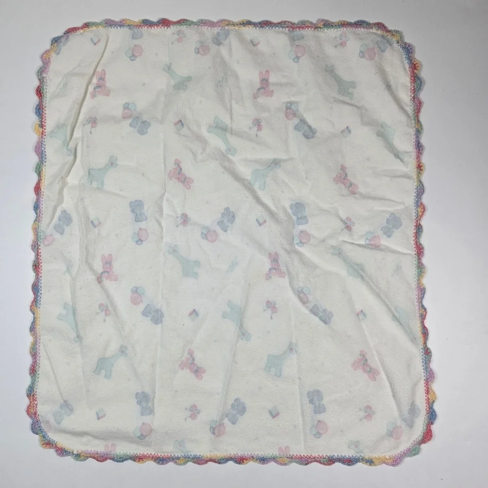 Receiving Blanket‎ Unisex Baby 25x30 White Animal Print Crochet Trim VTG Vintage